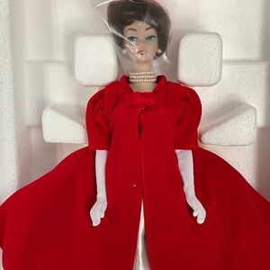 Stunning silken Flame Barbie Doll 1992 Limited Edition with Shipper NRFb